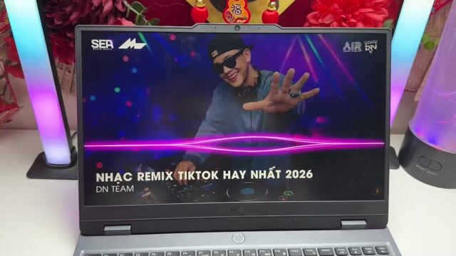 Lenovo LOQ 15ARP9 Ryzen 5 RTX 4050 Mới. Mua bán Laptop tại Quận Thanh Xuân Hà Nội được đăng bởi Junioor Computer hình 1