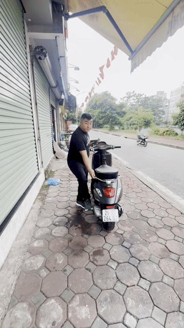 Piaggio Vespa Sprint 2022 Xám lambo. Mua bán Xe máy tại Quận Hoàng Mai Hà Nội được đăng bởi Trường Giang Phạm hình 1