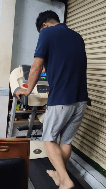 Máy chạy bộ Kingsport BK-7000 có đai massage. Mua bán Đồ thể thao, Dã ngoại tại Thành phố Dĩ An Bình Dương được đăng bởi Máy Sấy Ngải Cứu Tươi Thảo Khí An hình 1