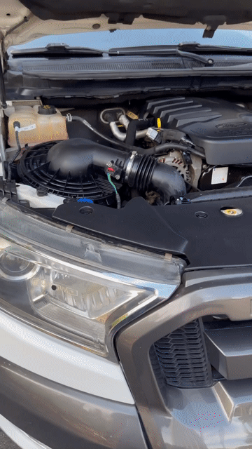Ford Ranger Wildtrak 2016 Trắng 105000km. Mua bán Ô tô tại Quận Cẩm Lệ Đà Nẵng được đăng bởi Nguyễn Duy hình 1