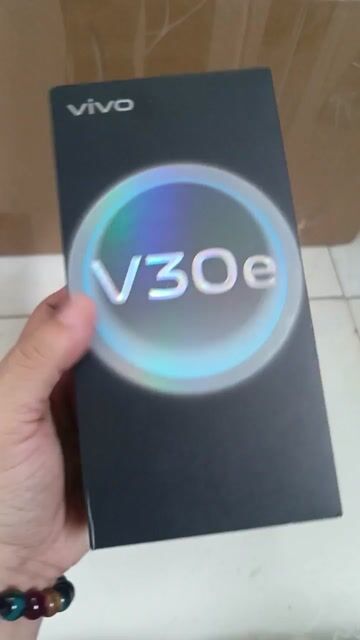 Vivo V30e màn cong giá sốc. Mua bán Điện thoại tại Quận 1 Tp Hồ Chí Minh được đăng bởi Điện thoại tốt HCM hình 1