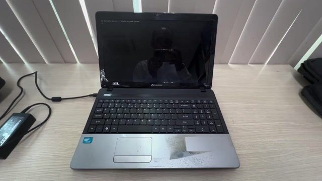 Gateway Laptop Không khởi động được. Mua bán Laptop tại Quận 3 Tp Hồ Chí Minh được đăng bởi Nguyễn Thanh Hoàng hình 1