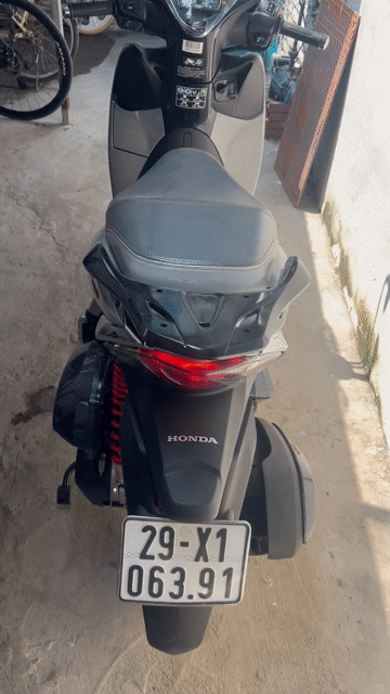 Honda SH Mode màu Xám 3086 km. Mua bán Xe máy tại Quận Hoàng Mai Hà Nội được đăng bởi bùi tuấn hình 1