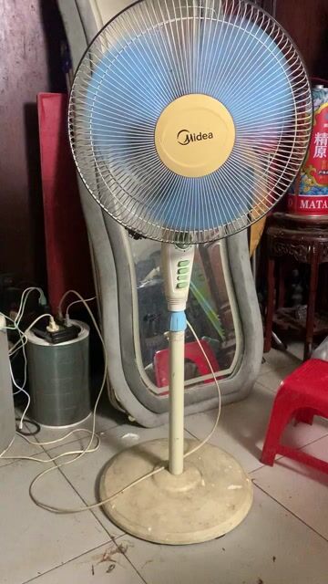 Quạt cây Midea FS40-8E Trắng, Xanh, Vàng. Mua bán Quạt tại Quận Đống Đa Hà Nội được đăng bởi BảoAnh hình 1