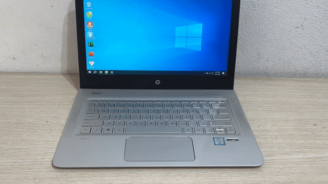 LapTop HP Envy13, i5-6200U 13.3in/4GB/128GB Màn 3K. Mua bán Laptop tại Quận Ninh Kiều Cần Thơ được đăng bởi Thành Đạt hình 1