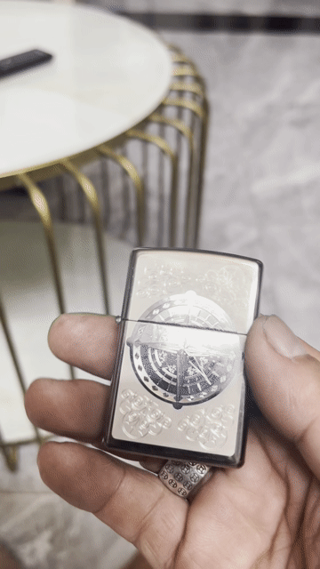 Bật lửa Zippo Saphia 2017 khắc la bàn. Mua bán Đồ sưu tầm, đồ cổ tại Quận Thanh Khê Đà Nẵng được đăng bởi Võ Thành hình 1