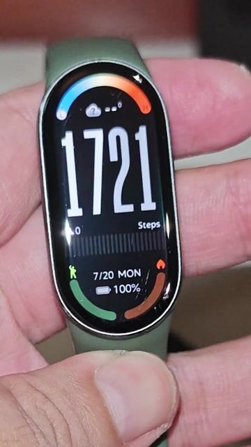Xiaomi Band 10 Xanh rêu đã sử dụng. Mua bán Thiết bị đeo thông minh tại Thành phố Thuận An Bình Dương được đăng bởi Lễ hình 1
