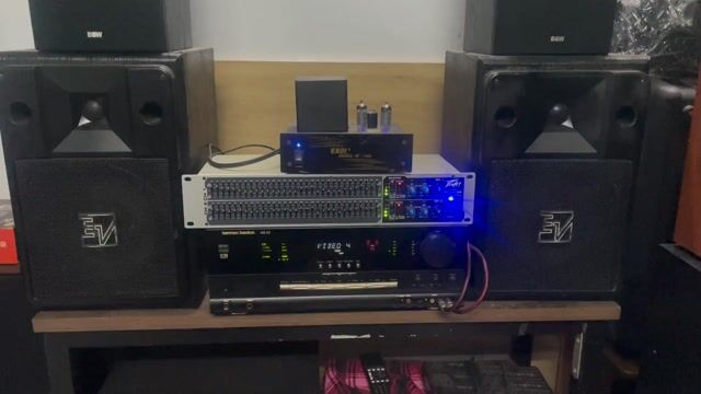 Dàn âm thanh EV Bookself Đen. Mua bán Tivi, Âm thanh tại Quận Gò Vấp Tp Hồ Chí Minh được đăng bởi Hoàng Quân hình 1