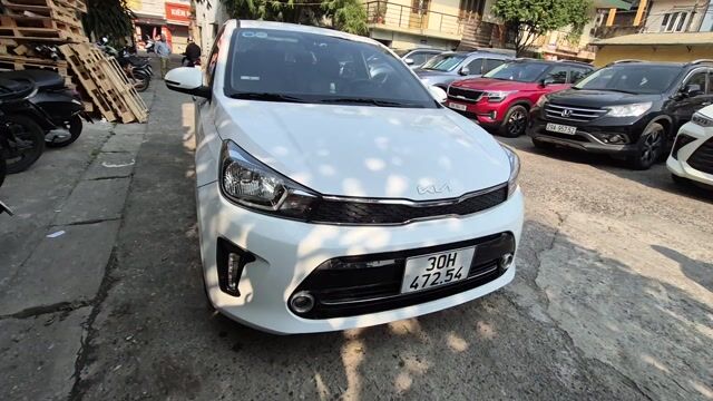 KIA Soluto Deluxe MT 2022 trắng 3,3 vạn km. Mua bán Ô tô tại Quận Ba Đình Hà Nội được đăng bởi Chủ xe hình 1