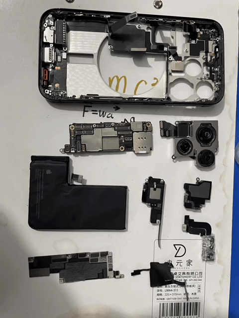 Apple iPhone 15 Pro Hư hỏng. Mua bán Điện thoại tại Huyện Quỳnh Lưu Nghệ An được đăng bởi Bùi hữu Phú hình 1