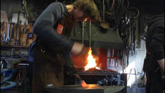 Ferronnier d'art : à la recherche du "geste d'or"