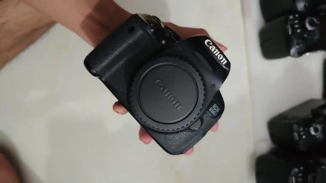 Máy ảnh Canon EOS 650D Cảm ứng xoay lật Đen. Mua bán Máy ảnh, Máy quay tại Huyện Thanh Trì Hà Nội được đăng bởi Sơn Trần hình 1