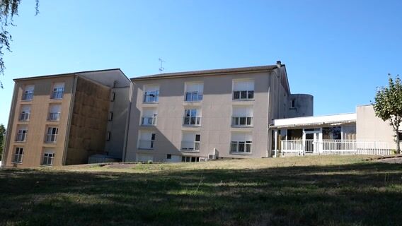 Le métier d'Agent Hôtelier en EHPAD