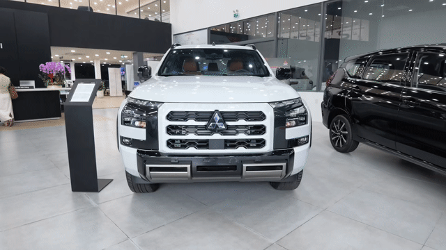 Mitsubishi Triton Bán tải Trắng An toàn, tiện nghi. Mua bán Ô tô tại Thành phố Nha Trang Khánh Hòa được đăng bởi Hậu Đỗ hình 1