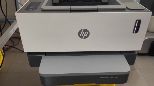 Máy in HP 1000w trắng zin đẹp 99% in wifi nhanh. Mua bán Đồ dùng văn phòng tại Huyện Nhơn Trạch Đồng Nai được đăng bởi Hoàng Duy hình 1