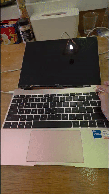 Laptop Huawei Matebook 13 chính hãng, hư bản lề. Mua bán Laptop tại Quận Bình Thạnh Tp Hồ Chí Minh được đăng bởi Ami Nguyen hình 1