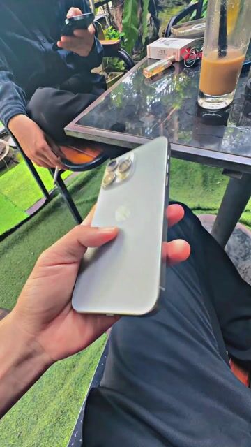 iPhone 15 Pro Max 256GB Titan LLA. Mua bán Điện thoại tại Thị xã Tân Uyên Bình Dương được đăng bởi 78 Phonee hình 1