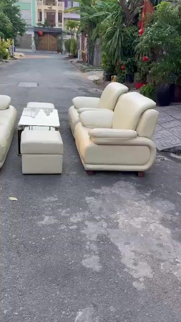 Ghế sofa Chilai Da thanh lý,sofa da cũ,sofa da xịn. Mua bán Bàn ghế tại Quận Bình Thạnh Tp Hồ Chí Minh được đăng bởi PHÚ NHÀN NỘI THẤT THANH LÝ SÀI GÒN hình 1