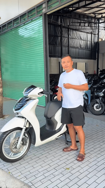 Honda SH 125 CBS 2023 Trắng. Mua bán Xe máy tại Quận Ô Môn Cần Thơ được đăng bởi Trần Tùng hình 1