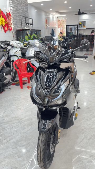 Honda Air Blade 150 ABS Đen bóng Tự động. Mua bán Xe máy tại Quận Thanh Khê Đà Nẵng được đăng bởi Thành Đại   hình 1