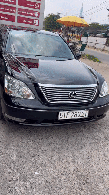 Lexus LS430 2003 V8 4.3 Tự động Đen. Mua bán Ô tô tại Quận Gò Vấp Tp Hồ Chí Minh được đăng bởi Tran Kevin hình 1