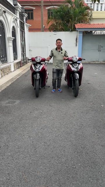 Honda SH Mode 2022 Đỏ mận 7500 km. Mua bán Xe máy tại Quận Tân Phú Tp Hồ Chí Minh được đăng bởi Nguyễn Bảy hình 1