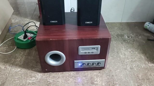 thanh lí bộ loa 2.1 Enkor Nâu Gỗ 95%. Mua bán Tivi, Âm thanh tại Thị xã Tân Châu An Giang được đăng bởi Trần Lợi hình 1