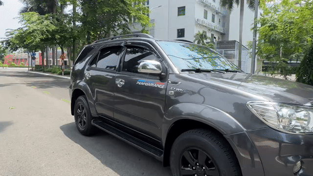 Toyota Fortuner V 4x4 AT 2010. Mua bán Ô tô tại Quận 12 Tp Hồ Chí Minh được đăng bởi AUTO 380 hình 1