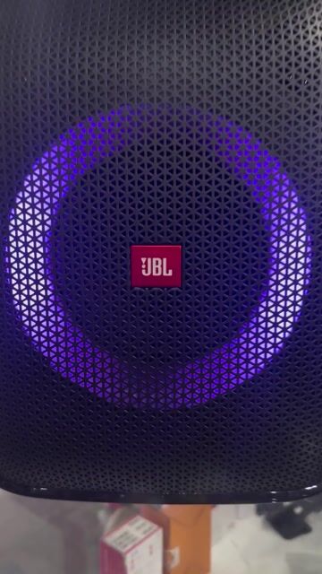 Loa karaoke JBL mới nguyên thùng. Mua bán Tivi, Âm thanh tại Thành phố Huế Thừa Thiên Huế được đăng bởi Hieu Lê hình 1