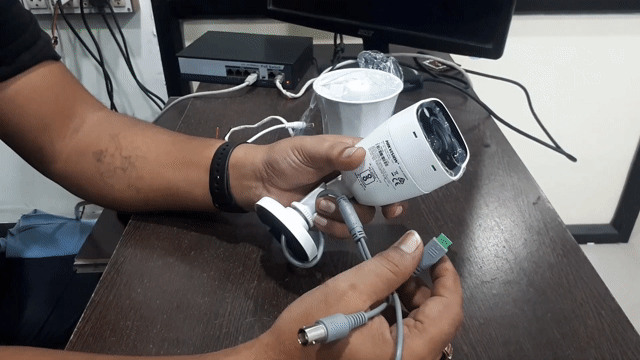 Cam Analog HIK DS-2CE11H0T, 5MP, PIR Chống Trộm. Mua bán Máy ảnh, Máy quay tại Quận Hà Đông Hà Nội được đăng bởi Thanh Pin hình 1