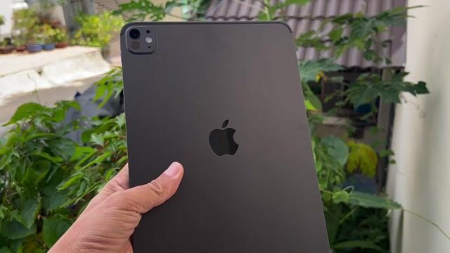 Apple iPad Pro M5  256G. Mua bán Máy tính bảng tại Thành phố Bảo Lộc Lâm Đồng được đăng bởi Cửa hàng Viễn Tín hình 1