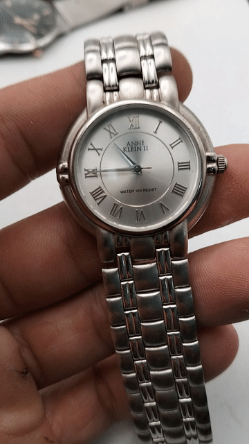 Đồng hồ Anne Klein Nữ Bạc Kim loại. Mua bán Đồng hồ tại Huyện Thanh Trì Hà Nội được đăng bởi mình nhiên hand hình 1