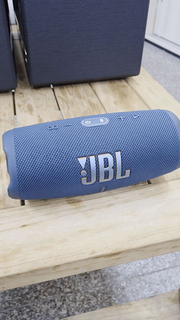 Loa Bluetooth JBL Charge 5 Xanh Nhỏ gọn Pin lâu. Mua bán Tivi, Âm thanh tại Quận Tân Phú Tp Hồ Chí Minh được đăng bởi Lê Quốc Khải hình 1
