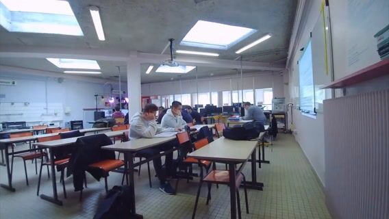 Mannequin challenge formation SN