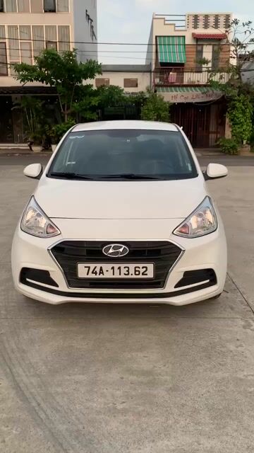 Hyundai i10 2020 Base Trắng 9 vạn. Mua bán Ô tô tại Quận Cẩm Lệ Đà Nẵng được đăng bởi Nguyễn Đức Trưởng hình 1