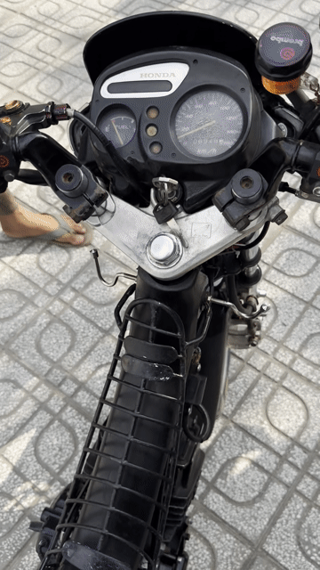 Honda Nova Tina 2T Đen. Mua bán Xe máy tại Huyện Cái Bè Tiền Giang được đăng bởi Dương Cổ Cò hình 1