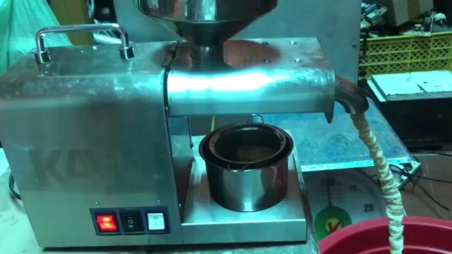 Máy ép dầu KAW-K311 Thép không gỉ. Mua bán Bếp, lò, đồ điện nhà bếp tại Huyện Thuỷ Nguyên Hải Phòng được đăng bởi Trà Tiến Quý hình 1