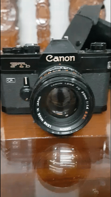 Máy ảnh film Canon FTb QL. Mua bán Máy ảnh, Máy quay tại Thành phố Dĩ An Bình Dương được đăng bởi Huỳnh Huy hình 1