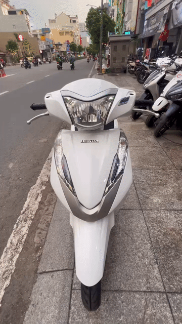 Honda Lead FI 2016 Trắng. Mua bán Xe máy tại Quận Tân Phú Tp Hồ Chí Minh được đăng bởi Tuanduy hình 1