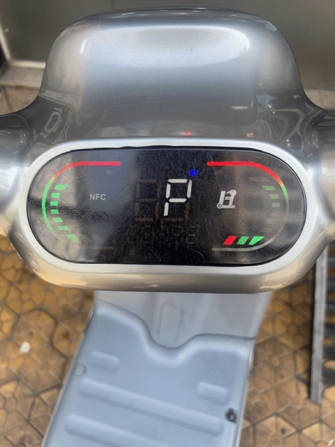 Xe máy điện V1 Lihaze Xám. Mua bán Xe máy tại Quận Tân Bình Tp Hồ Chí Minh được đăng bởi Thắng Nguyễn hình 1