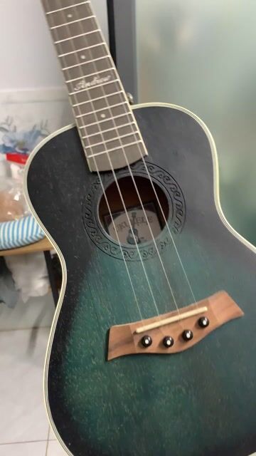 Đàn Ukulele Andrew Đen. Mua bán Nhạc cụ tại Quận Ninh Kiều Cần Thơ được đăng bởi Tiên Tiên  hình 1