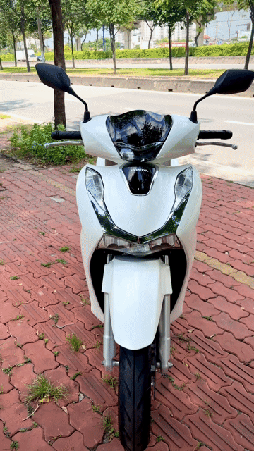 Honda SH VN 125 ABS 2023 Trắng. Mua bán Xe máy tại Thành phố Thủ Đức Tp Hồ Chí Minh được đăng bởi ÔTÔ XE MÁY THÁI HOÀ  hình 1