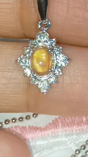 Dây chuyền Kim loại Đá Opal chuẩn si nhật . Mua bán Phụ kiện thời trang khác tại Huyện Cai Lậy Tiền Giang được đăng bởi Phạm Ánh thanh lý hàng hiệu hình 1