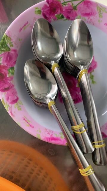 Nĩa cơm Inox 55 cái. Mua bán Dụng cụ nhà bếp tại Quận Bình Tân Tp Hồ Chí Minh được đăng bởi Thanh lý hàng nhà xài hình 1