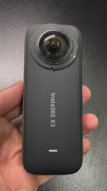 Camera Insta360 X3 Đen like new 99,99%. Mua bán Máy ảnh, Máy quay tại Quận Cẩm Lệ Đà Nẵng được đăng bởi Hoàng Huyền Cơ hình 1