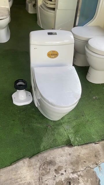 Bồn cầu INAX C-909VN Sứ Trắng Đã qua sử dụng. Mua bán Thiết bị vệ sinh, nhà tắm tại Quận Tân Phú Tp Hồ Chí Minh được đăng bởi TBVS THANH LÝ TPHCM hình 1