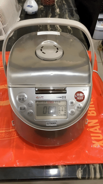 Nồi cơm điện Tiger 1 lít. Mua bán Bếp, lò, đồ điện nhà bếp tại Huyện Củ Chi Tp Hồ Chí Minh được đăng bởi Nguyen Tien Dung hình 1
