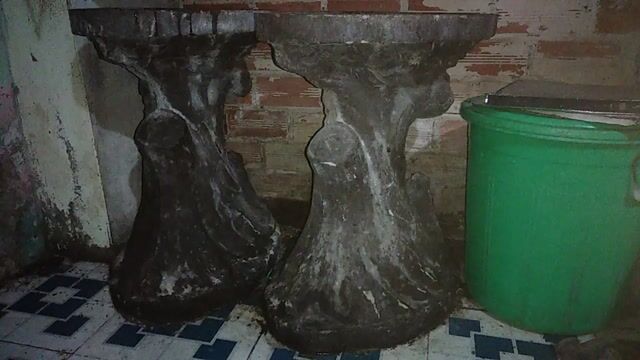 Nhà dư dùng 2 chiếc Đôn peton nặng hơn 100kg,cóđổi. Mua bán Cây cảnh, đồ trang trí tại Quận Ninh Kiều Cần Thơ được đăng bởi Shop Tứ Quí hình 1