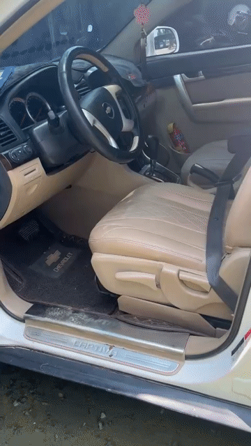 Chevrolet Captiva 2009 Trắng Tự động 150.000 km. Mua bán Ô tô tại Thành phố Biên Hòa Đồng Nai được đăng bởi dung hình 1