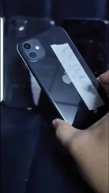 Apple iPhone 11 64GB Đen. Mua bán Điện thoại tại Quận 1 Tp Hồ Chí Minh được đăng bởi trùm giá rẻ hình 1